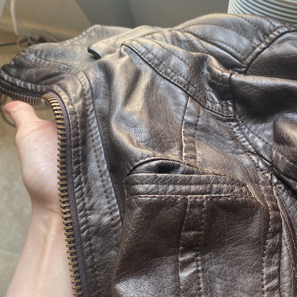 Womens Leather Bomber Jacket - Picture 6 of 7